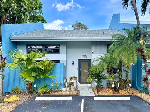 2840 S Oakland Forest Dr #2906, Oakland Park, FL 33309
