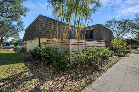 1124 11th Ter, Palm Beach Gardens, FL 33418