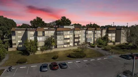 7000 NW 17th St #420, Plantation, FL 33313