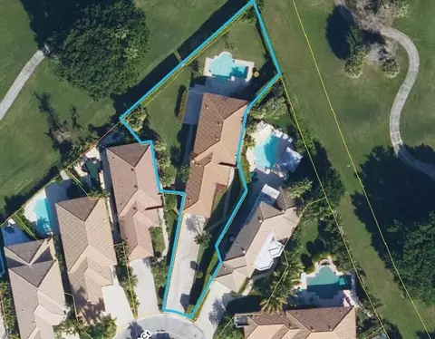 2482 Players Ct, Wellington, FL 33414
