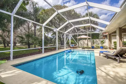 117 Winter Club Ct, Palm Beach Gardens, FL 33410
