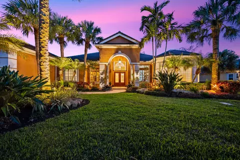 17104 Gulf Pine Cir, Wellington, FL 33414