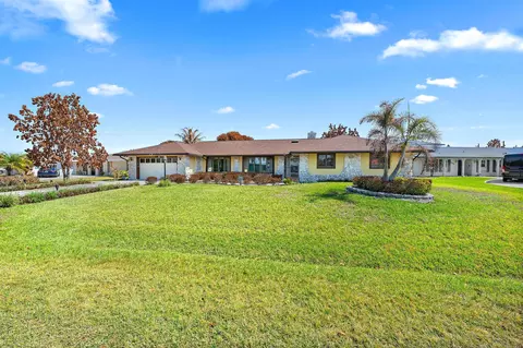 122 N Naranja Ave, Port Saint Lucie, FL 34983