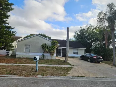 5454 River Plantation Rd, Lake Worth, FL 33463