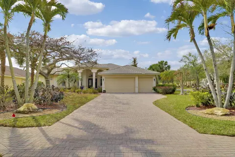 4450 SW Long Bay Dr, Palm City, FL 34990
