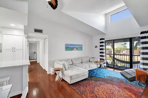 1008 Green Pine Blvd #D3, West Palm Beach, FL 33409