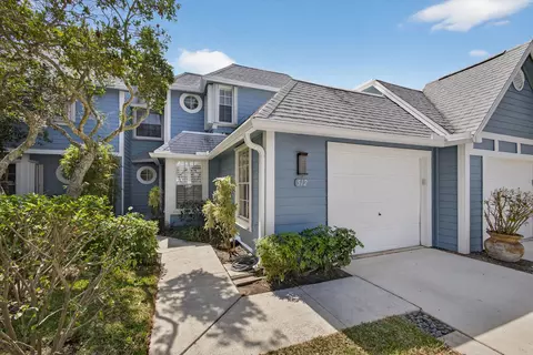 512 Ocean Dunes Cir, Jupiter, FL 33477