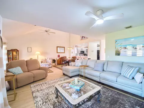 6116 SE Georgetown Pl, Hobe Sound, FL 33455