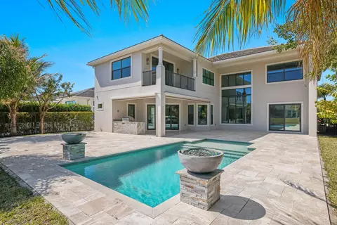 7015 NW 27th Ave, Boca Raton, FL 33496
