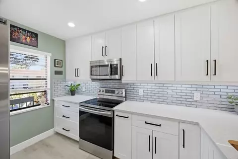 21364 Cypress Hammock Dr #1J, Boca Raton, FL 33428