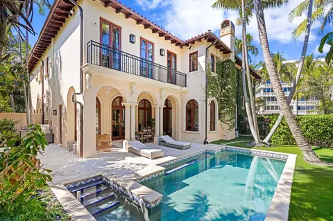 160 Sunset Ave, Palm Beach, FL 33480