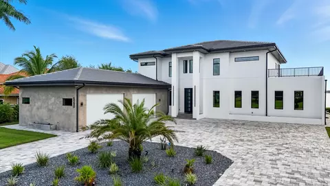 6390 River Club Ct, North Fort Myers, FL 33917