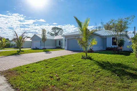 314 4th St, Jupiter, FL 33458