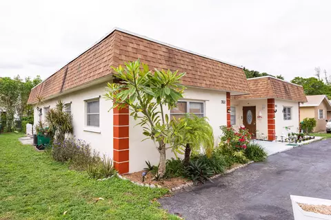 7651 NW 74th Ave #1-2, Tamarac, FL 33321
