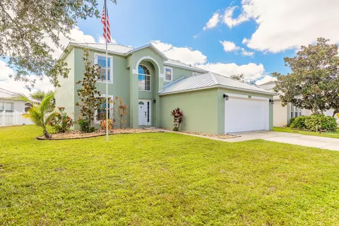 216 Stony Point Dr, Sebastian, FL 32958