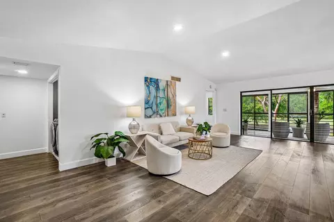 11177 Aspen Glen Dr #206, Boynton Beach, FL 33437