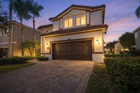 1053 Center Stone Ln, Riviera Beach, FL 33404