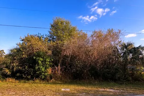 3702 SW Darwin Blvd, Port St Lucie, FL 34953