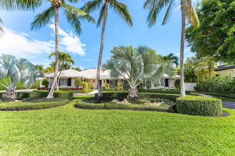 947 Seasage Dr, Delray Beach, FL 33483