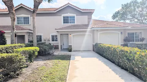 6716 Old Farm Trl, Boynton Beach, FL 33437