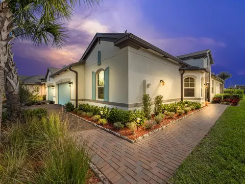 12828 SW Lake Fern Cir, Port Saint Lucie, FL 34987