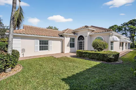 8293 SE Palm Hammock Ln, Hobe Sound, FL 33455