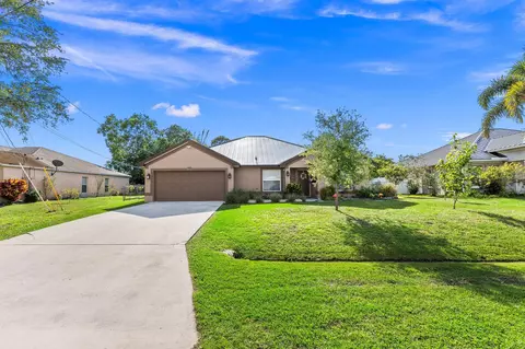 6610 NW Omega Rd, Port Saint Lucie, FL 34983