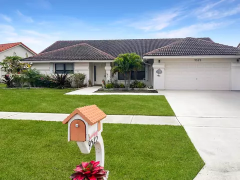 9525 El Clair Ranch Rd, Boynton Beach, FL 33437