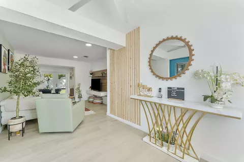 2629 SW 6th Ct, Fort Lauderdale, FL 33312