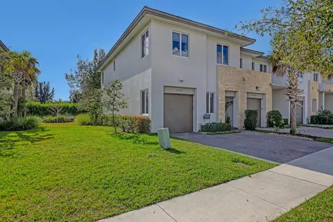 1010 Pioneer Way, Royal Palm Beach, FL 33411