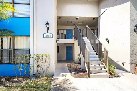 1661 Balfour Point Dr #B, West Palm Beach, FL 33411