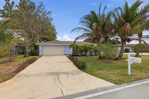 9696 Honeysuckle Ave, Palm Beach Gardens, FL 33410