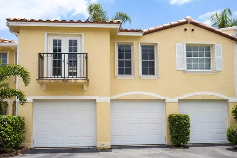 1030 Lake Shore Dr #206, Lake Park, FL 33403