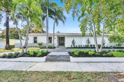 222 30th St, West Palm Beach, FL 33407