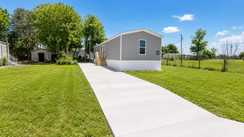 820 Maryland Ave, Clewiston, FL 33440