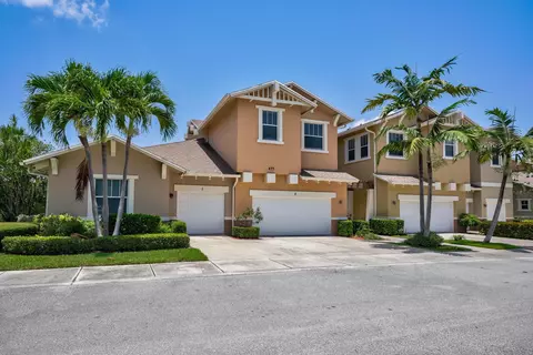 477 Pacific Grove Dr #2, West Palm Beach, FL 33401