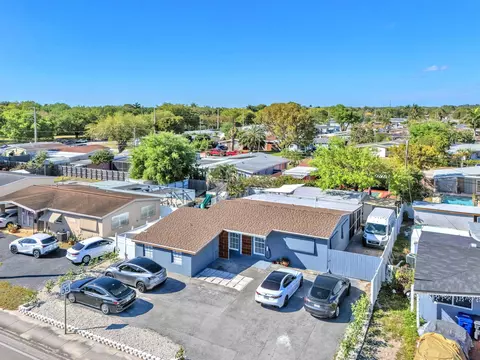 7151 Taft St, Hollywood, FL 33024