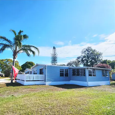 4 Cartagesa, Port Saint Lucie, FL 34952