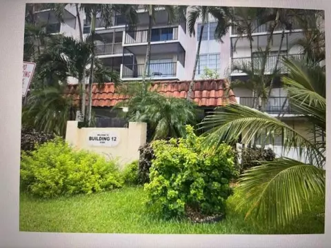 4164 Inverrary Dr #702, Lauderhill, FL 33319