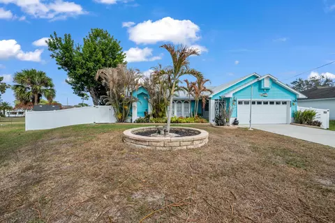 2201 SW Halissee St, Port Saint Lucie, FL 34953