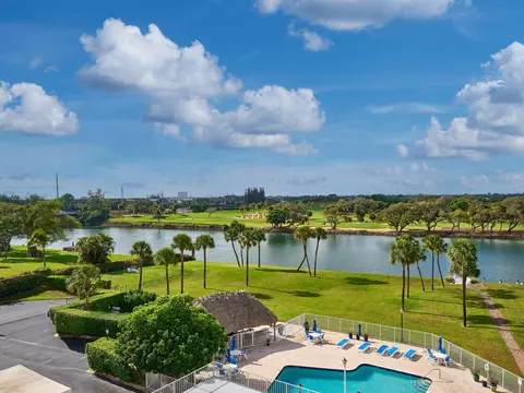 336 Golfview Rd #605, North Palm Beach, FL 33408