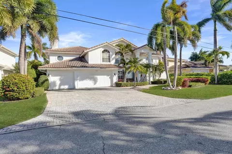 807 Coventry St, Boca Raton, FL 33487