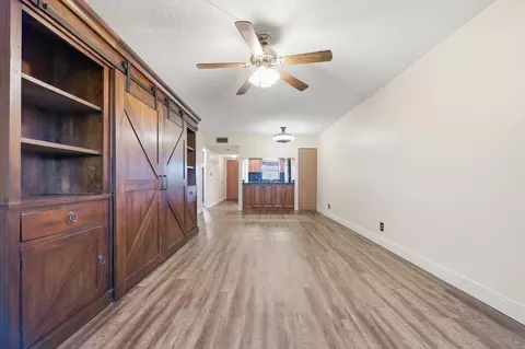 Living - 1981 W Woolbright Rd #E101, Boynton Beach, FL 33426 photo 2 of 4