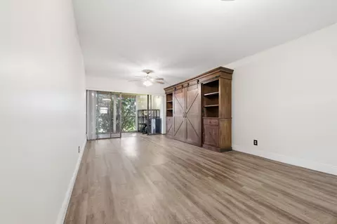 Living - 1981 W Woolbright Rd #E101, Boynton Beach, FL 33426 photo 3 of 4