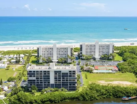 5055 N Highway A1a #903, Hutchinson Island, FL 34949