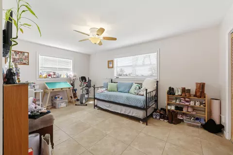 Bedroom - 305 Circle E, Jupiter, FL 33458 photo 4 of 5