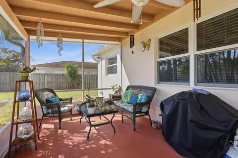 Exterior - 305 Circle E, Jupiter, FL 33458 photo 4 of 12