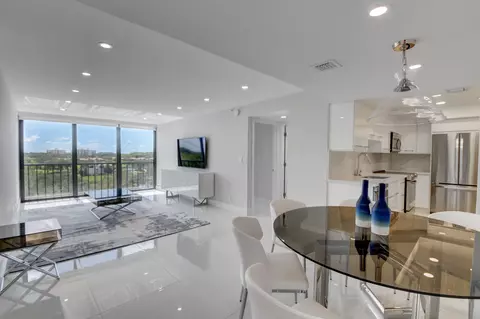 7847 Lakeside Blvd #1063, Boca Raton, FL 33434