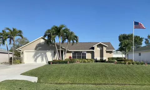 233 SW Chelsea Ter, Port Saint Lucie, FL 34984