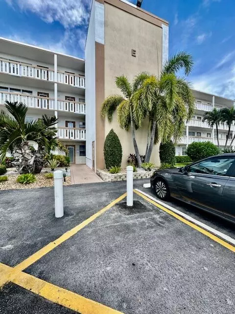 4091 Cornwall E, Boca Raton, FL 33434